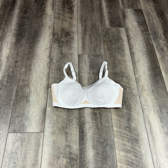 Honeylove White Crossover Bralette - Picture 1 of 11